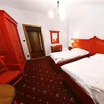 U Kata Hotel