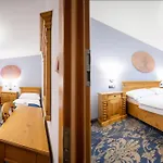 Hotel U Kata 3*