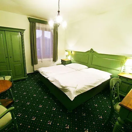 U Kata Hotel